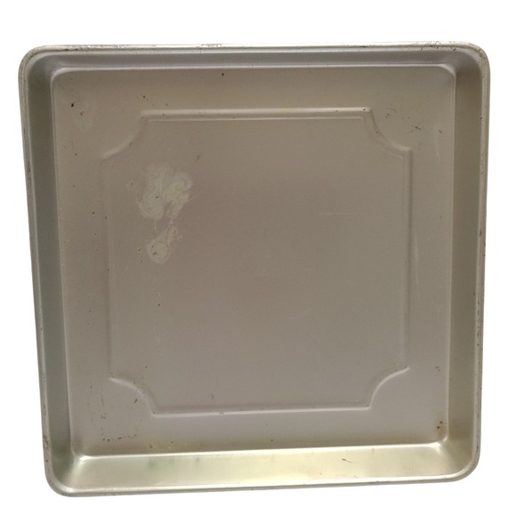 Wilton Other - Wilton Performance Pans 12x12x2 Square Aluminum‎ Cake Pan 2105-8213 Silver